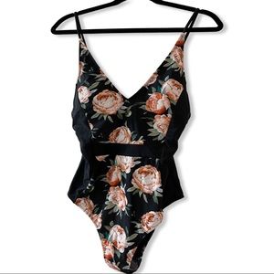 Cupshe • Floral One Piece